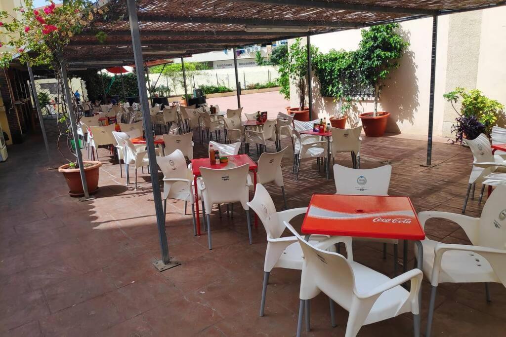 Recien Reformado, Piscinas, Fire Stick Amazon, Wifi, Terraza Apartamento