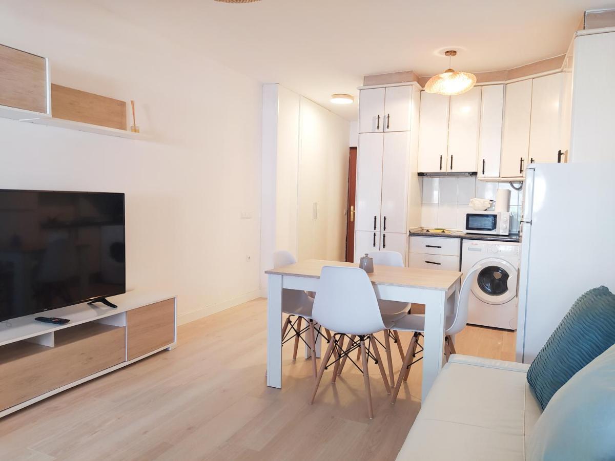Apartamento Recien Reformado, Piscinas, Fire Stick Amazon, Wifi, Terraza